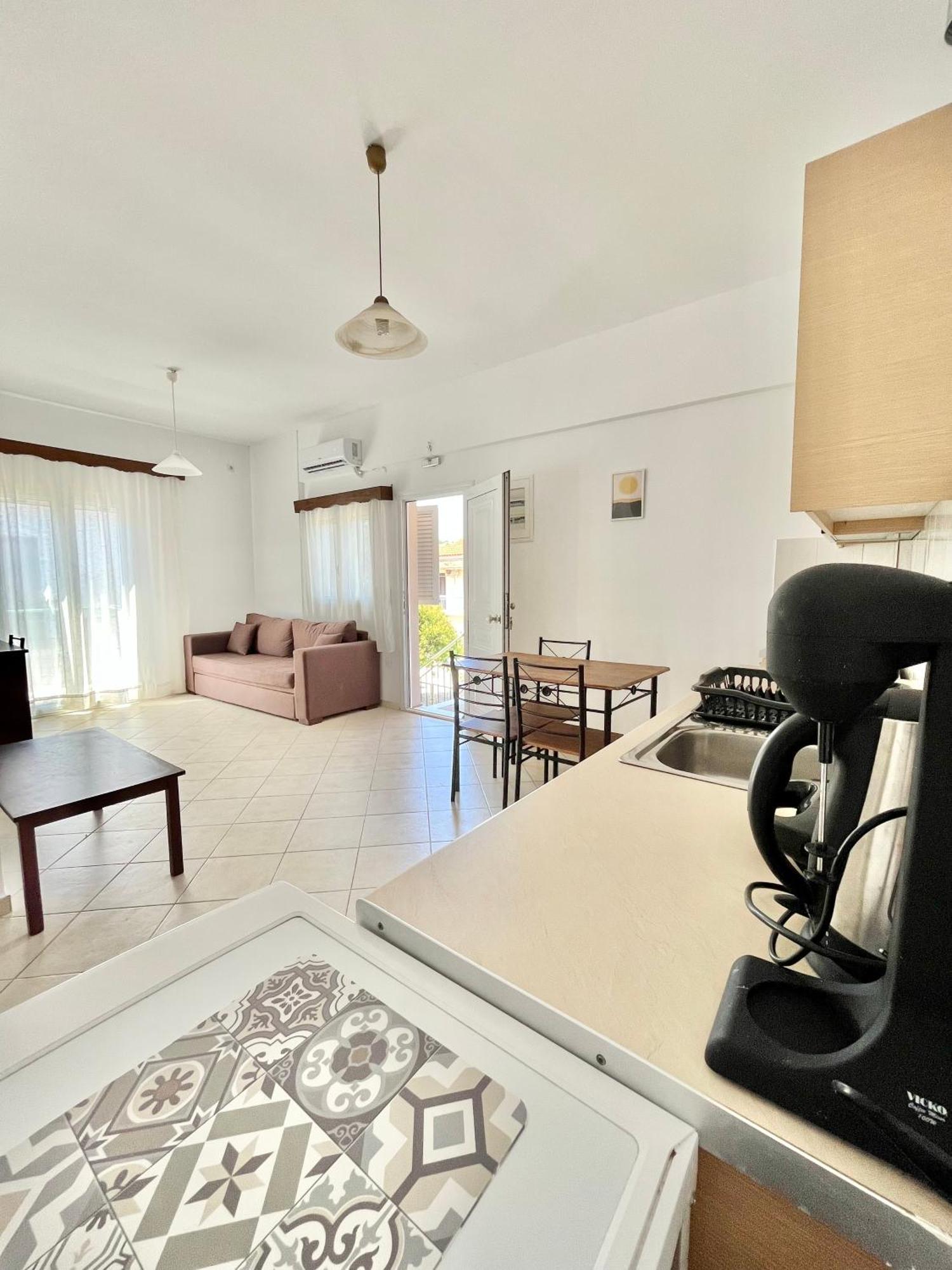 Koutrakis Rooms Finikounta Esterno foto