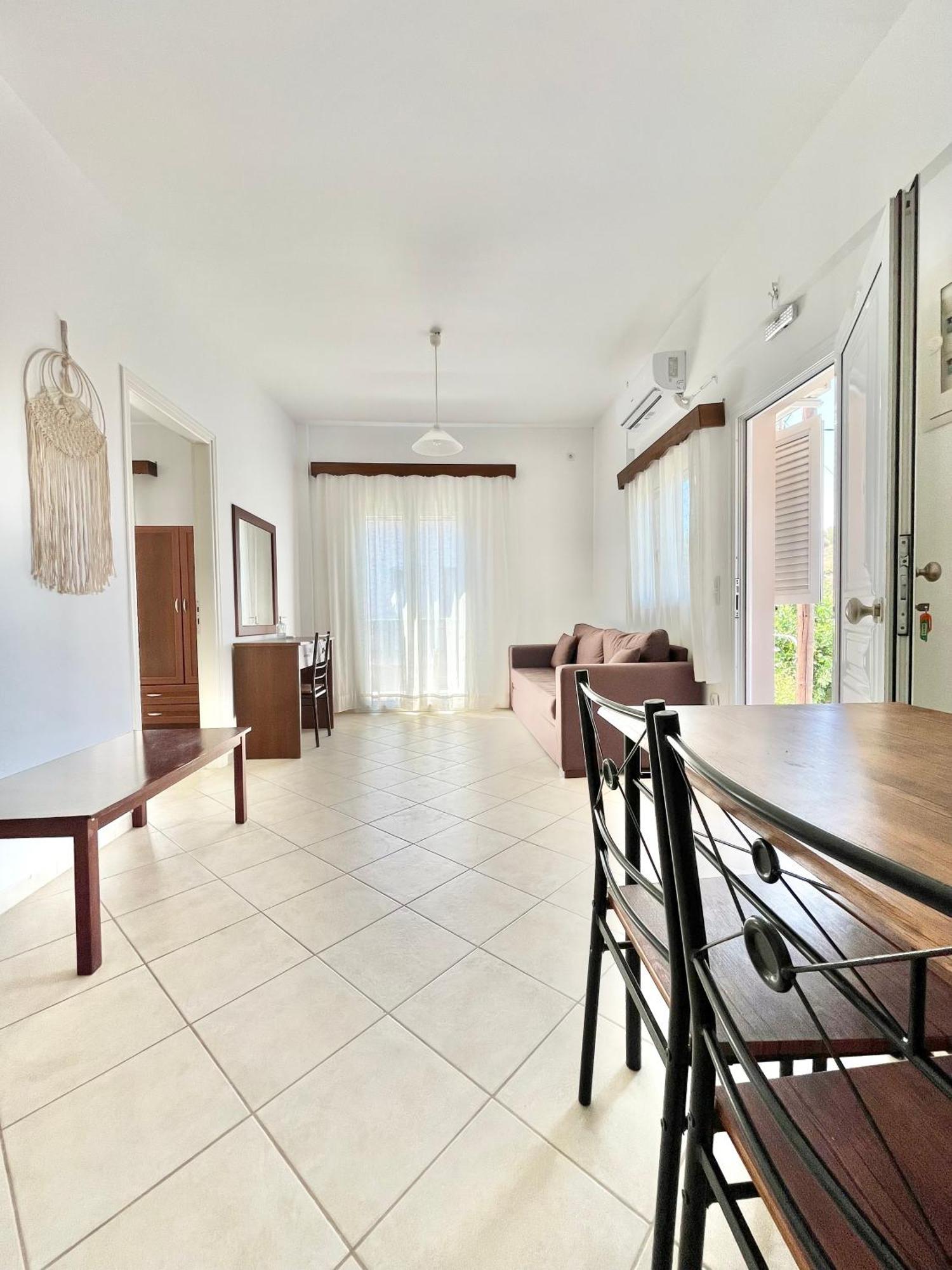 Koutrakis Rooms Finikounta Esterno foto