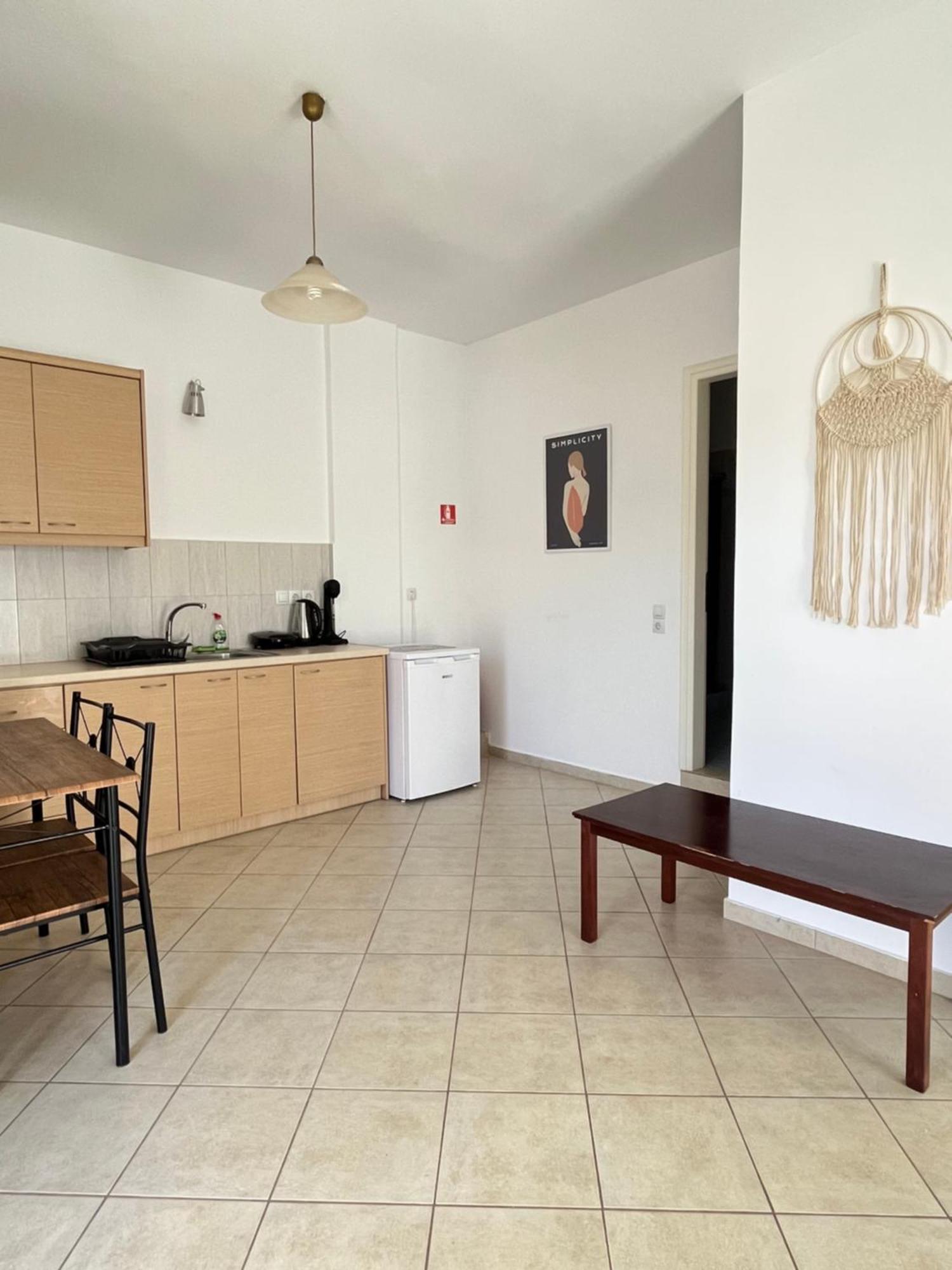 Koutrakis Rooms Finikounta Esterno foto